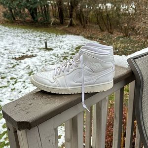 Jordan 1 mid "White"